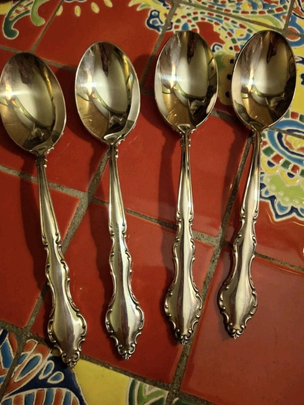 WAKEFIELD SILVERPLT OVAL SOUP PLACE SPOONS SET 4 VNTG 1965 INTERNATIONAL NEW STK